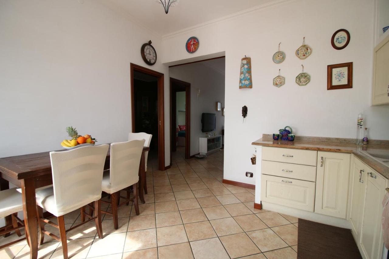 Sibilla Appartamento Napoli Bagian luar foto